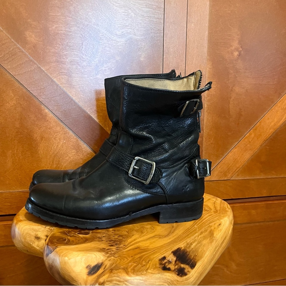 Frye Moto Boots Size 8 Black